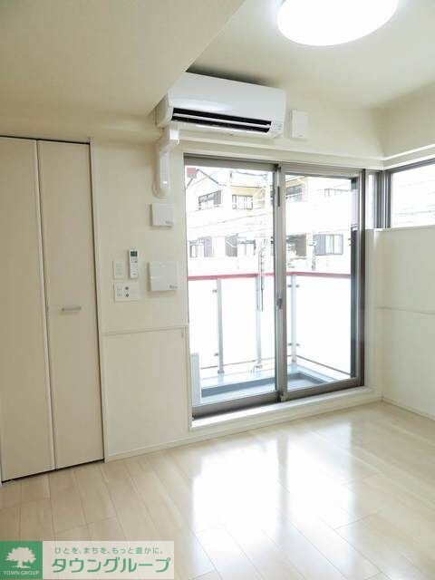 シュトラーレ 八日町の物件内観写真