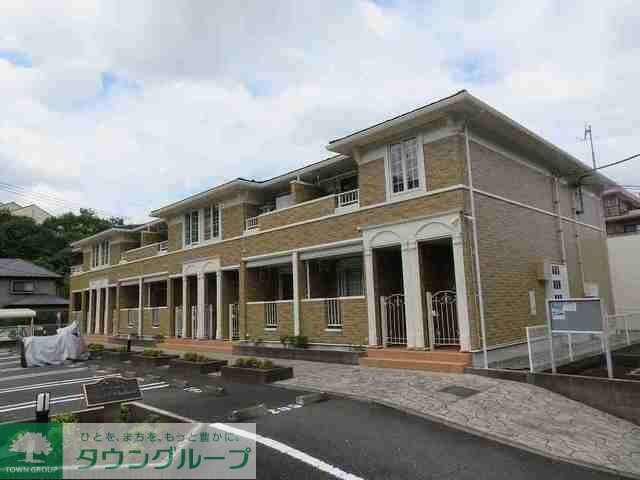 シードパレスの物件外観写真