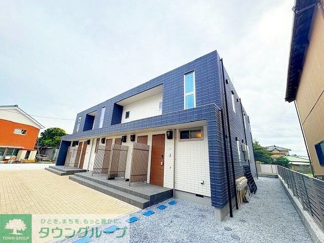 カーサ・アデールの物件外観写真