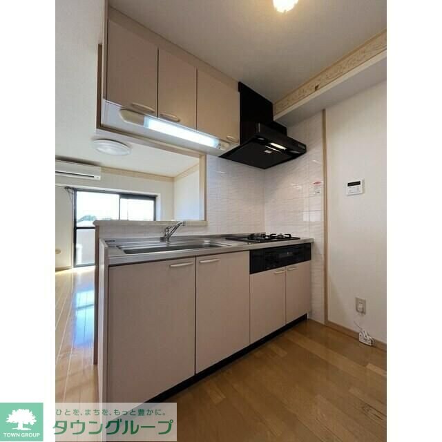 サンパーシモンの物件内観写真