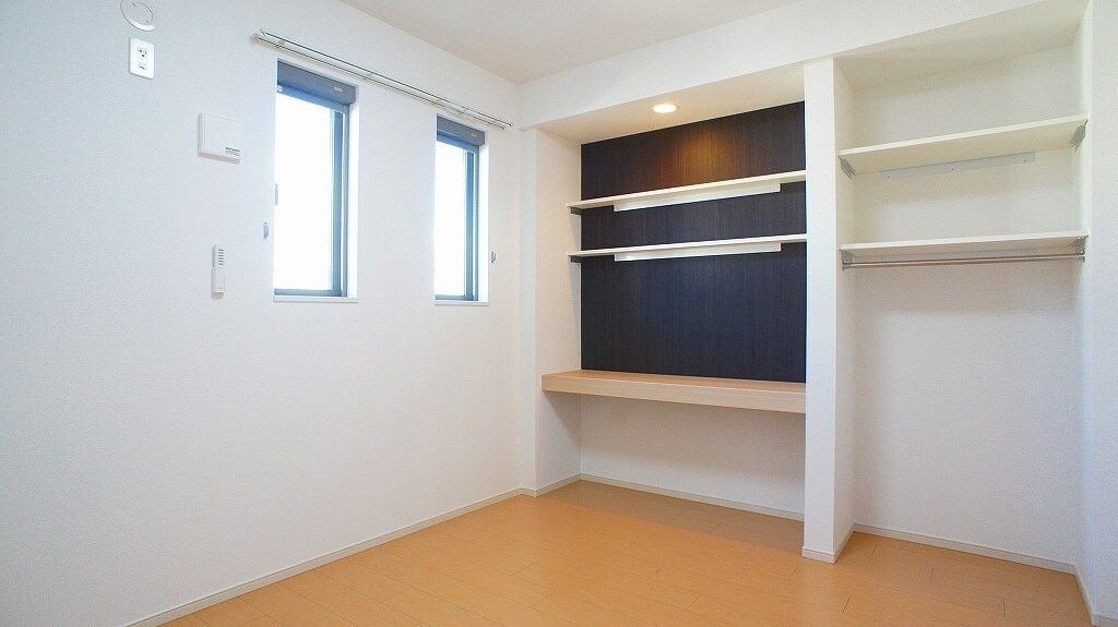 セレーナAの物件内観写真