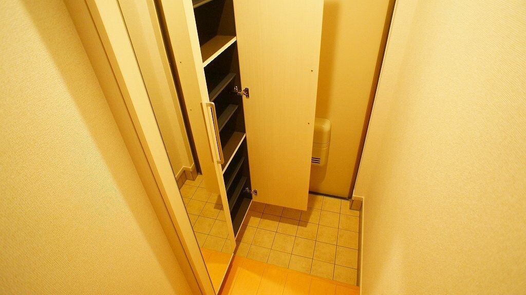 セレーナAの物件内観写真