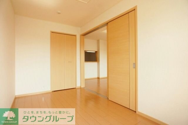 クリスタル グレイスの物件内観写真