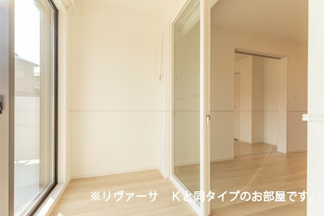 クリスタル パークIIの物件内観写真