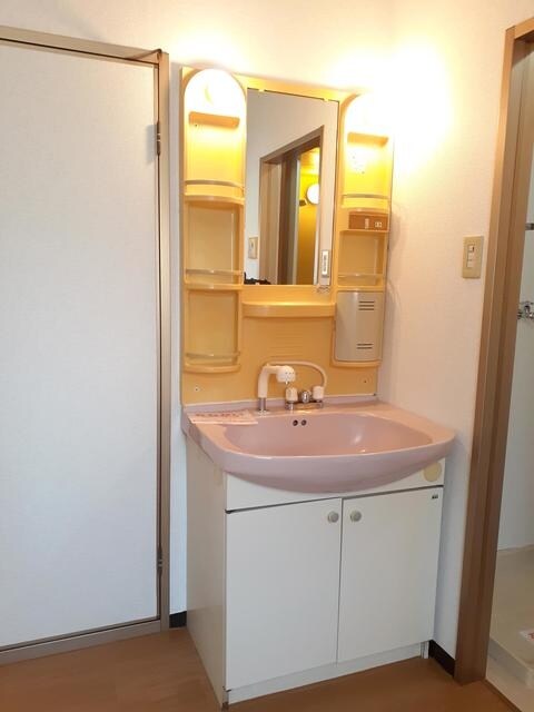 ニューシティー大沢IIIの物件内観写真