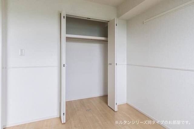 ラ エストレーヤ Bの物件内観写真