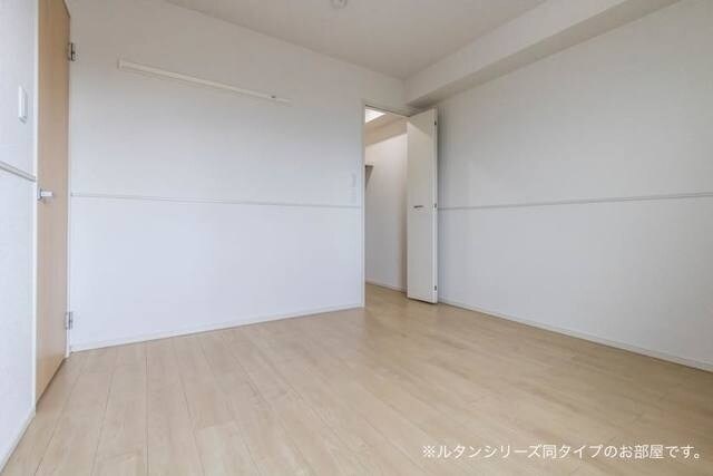 ラ エストレーヤ Bの物件内観写真