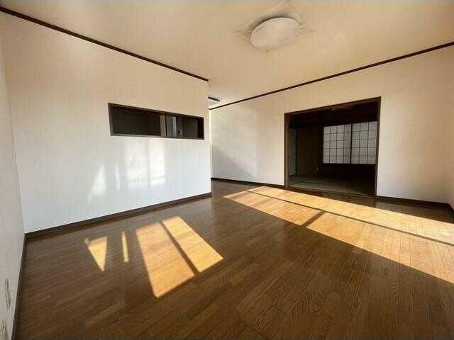 山岸貸家の物件内観写真