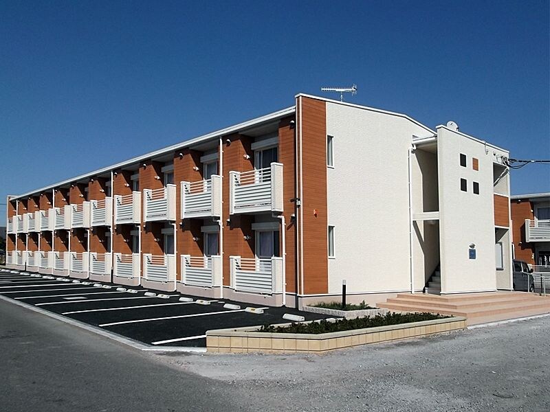 レオネクスト初の物件外観写真