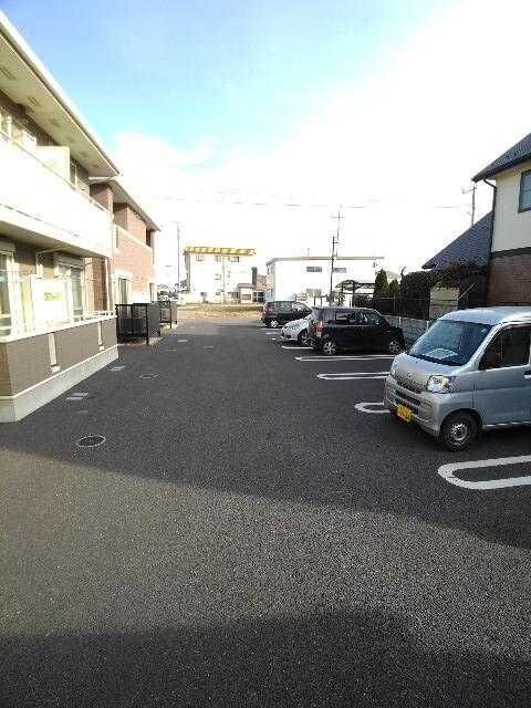 ウィーンの森 ヴェルサイユの物件内観写真