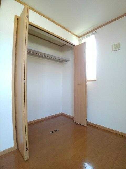 ウィーンの森 ヴェルサイユの物件内観写真