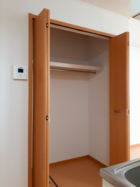 プラテリーアBの物件内観写真