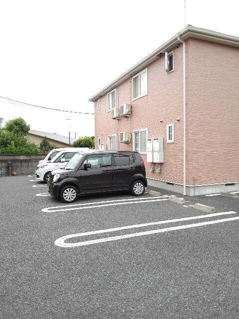 リュミエ-ル・ソレ-ルBの物件内観写真