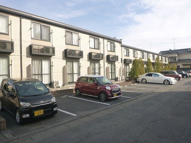 レオパレスミチトの物件外観写真