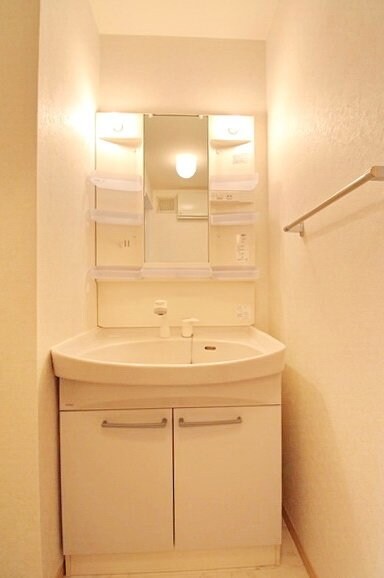 リビングタウン上野台 Bの物件内観写真