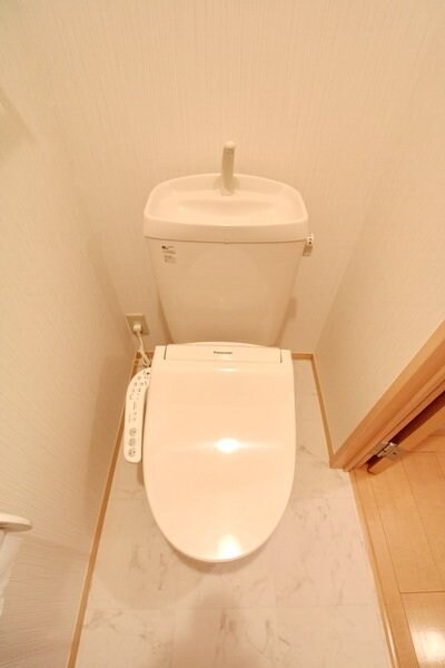 リビングタウン上野台 Bの物件内観写真