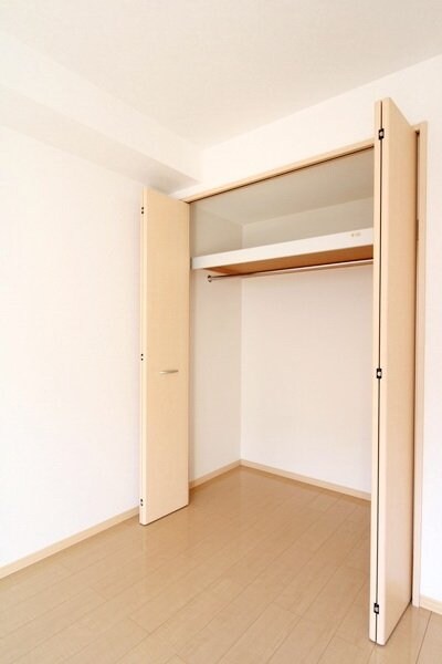 リビングタウン上野台 Bの物件内観写真