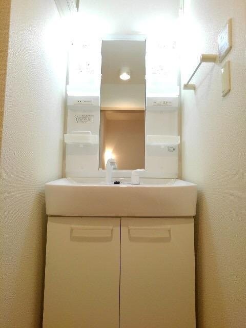 モダン ソレイユIの物件内観写真