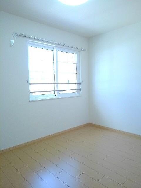 モダン ソレイユIの物件内観写真