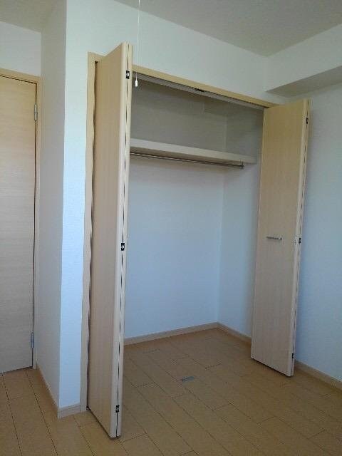 モダン ソレイユIの物件内観写真