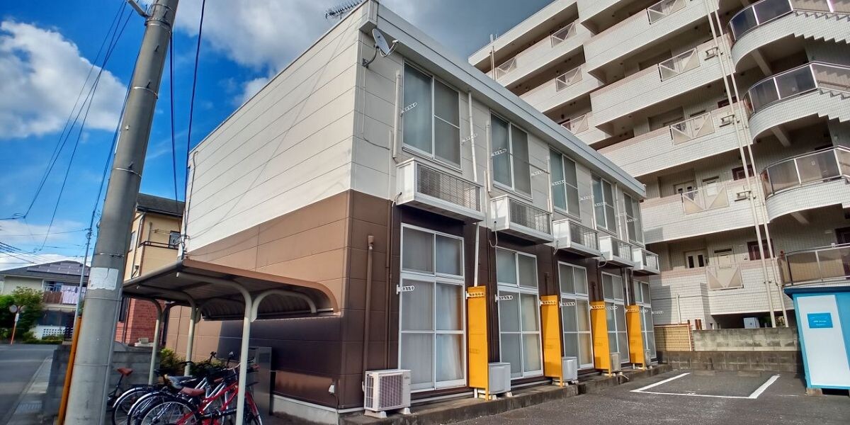 レオパレスエスペラールの物件外観写真