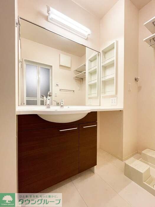 パーシモンIIIの物件内観写真