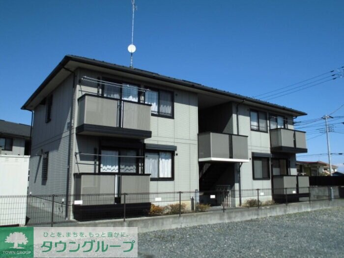 ロイヤルガーデン Bの物件外観写真