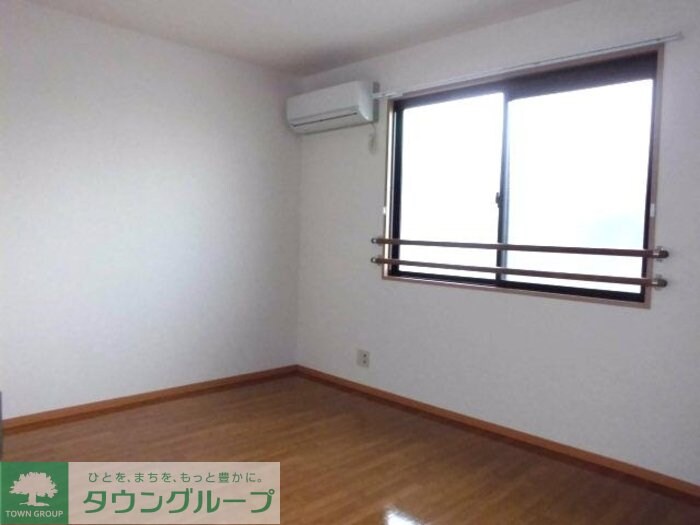 ロイヤルガーデン Bの物件内観写真