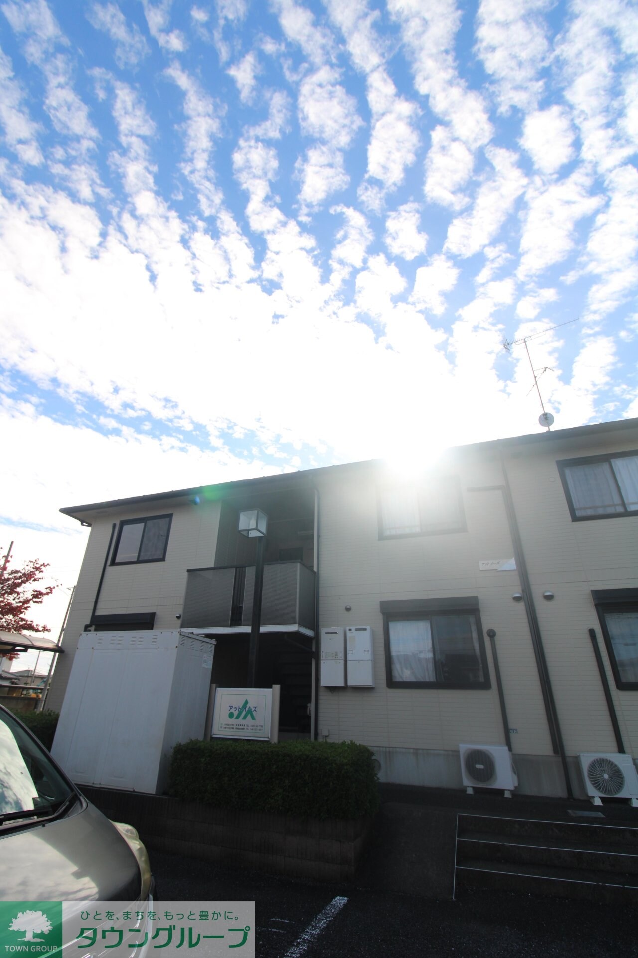 アットイーズ Iの物件外観写真