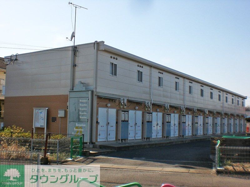 レオパレスサンフィールドの物件外観写真