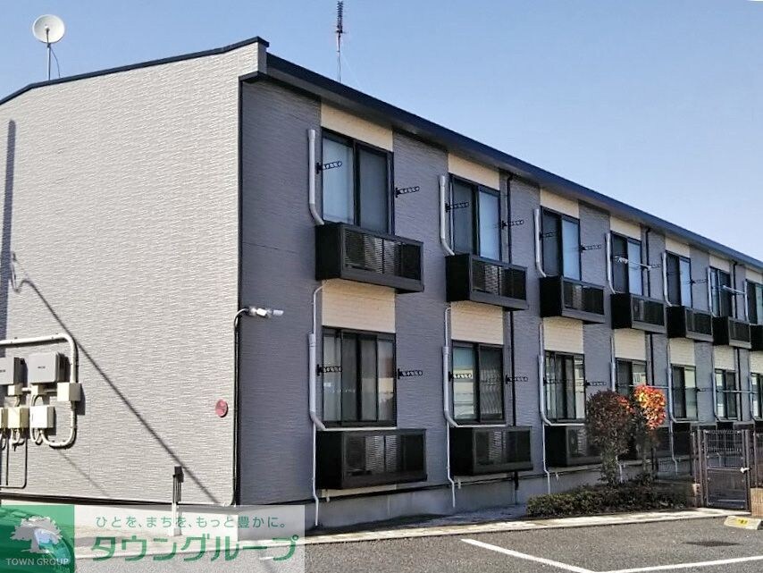 レオパレスグランデの物件外観写真