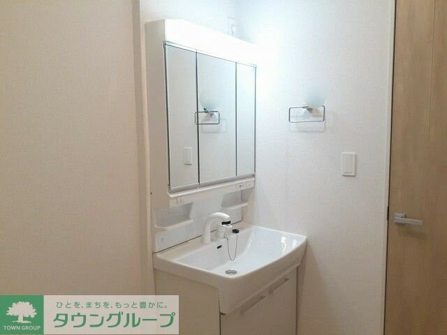 シャイン フィフティーンの物件内観写真