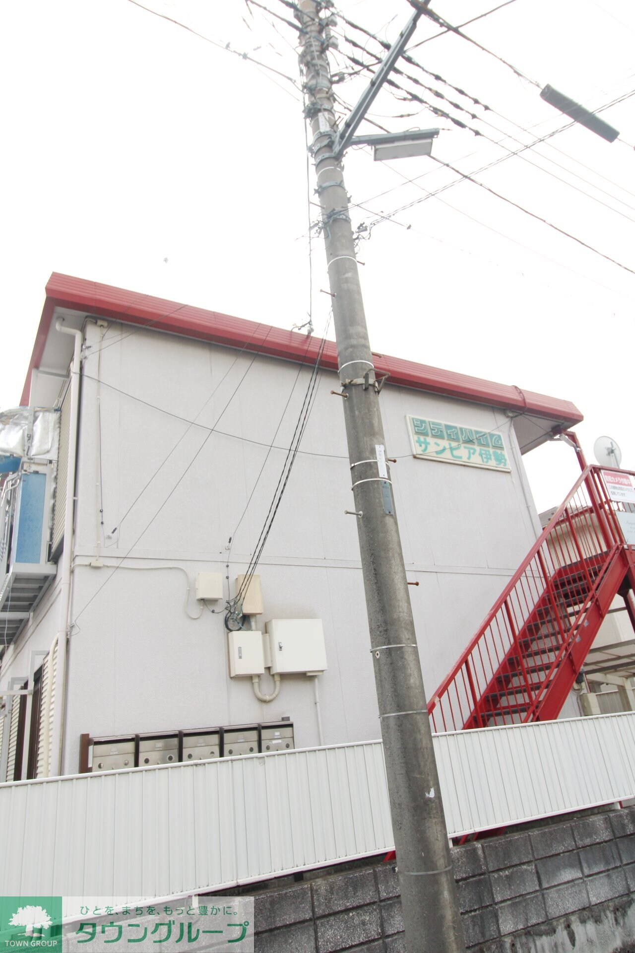 サンピア伊勢の物件外観写真