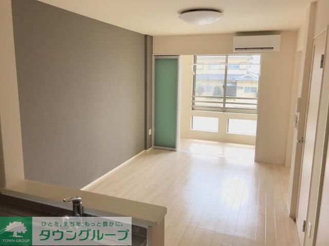 ブルースターの物件内観写真