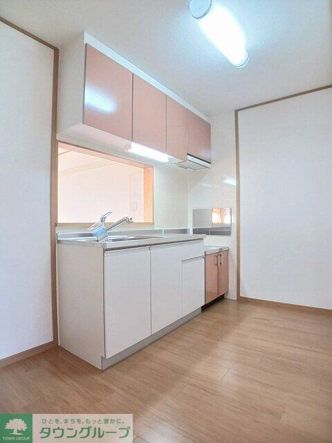 クリスマスローズAの物件内観写真