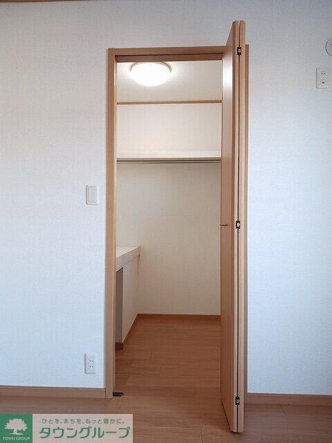 クリスマスローズAの物件内観写真