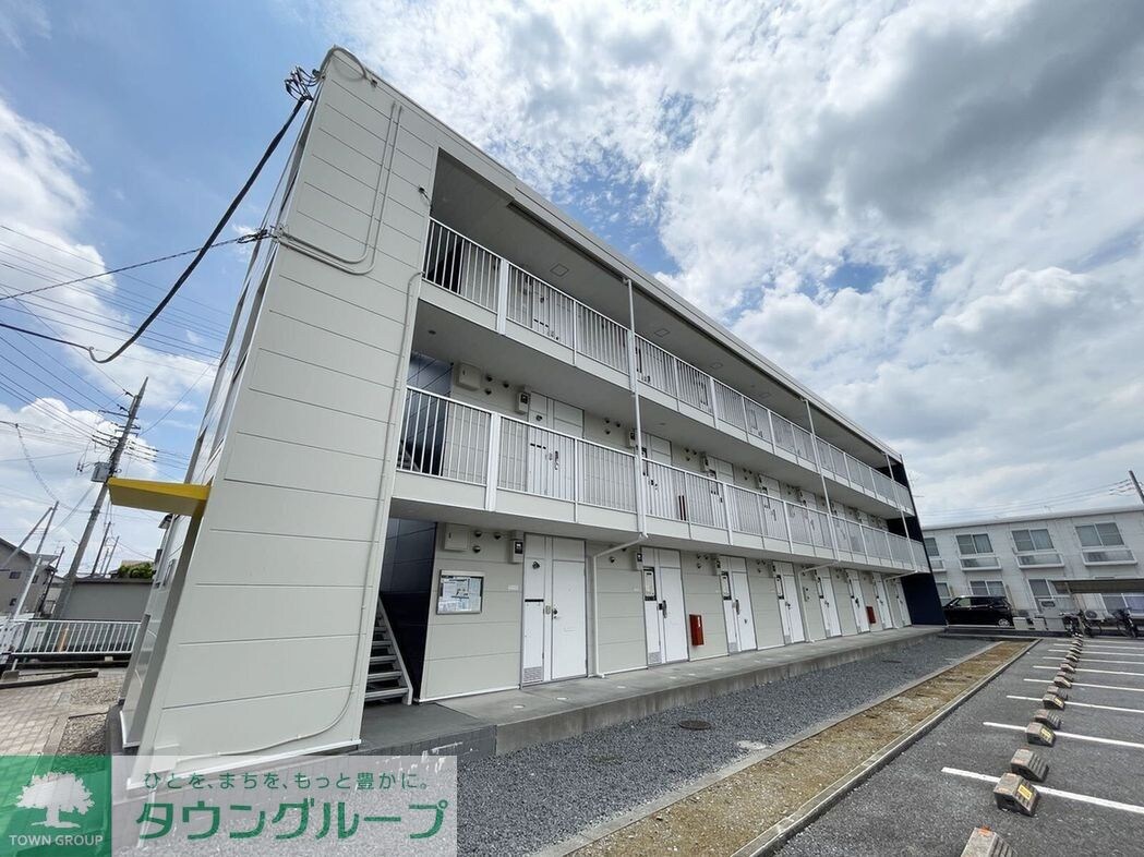 レオパレスボヌールの物件外観写真