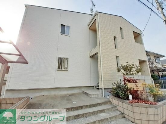 シャルル フォワイエの物件外観写真