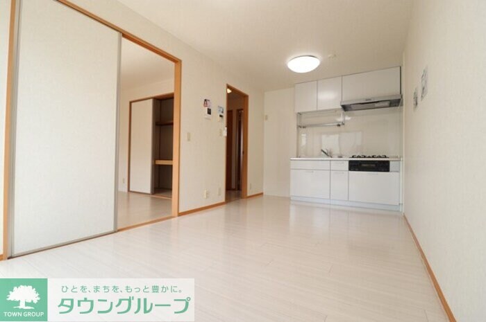 ロイヤルガーデン Aの物件内観写真