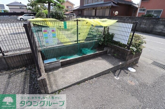 ロイヤルガーデン Aの物件内観写真