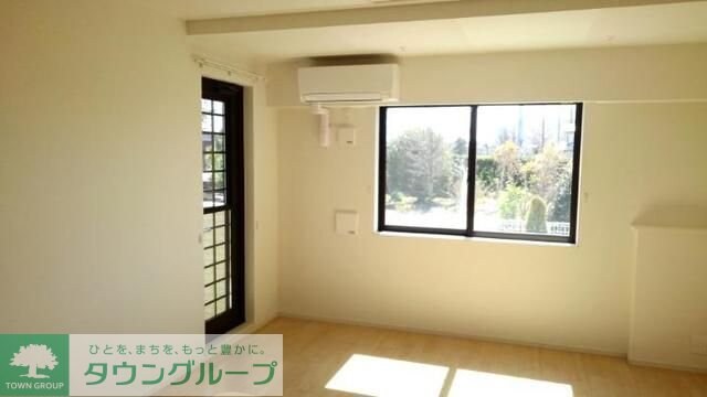 カームリーVIIIの物件内観写真