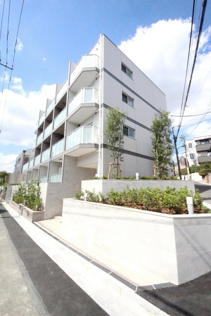 プレミアムキューブ新宿中井の物件外観写真