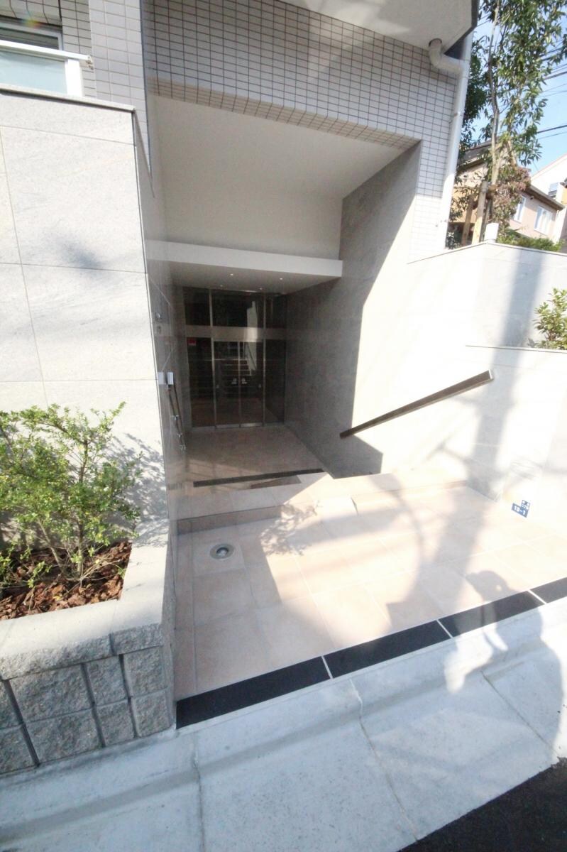 プレミアムキューブ新宿中井の物件内観写真