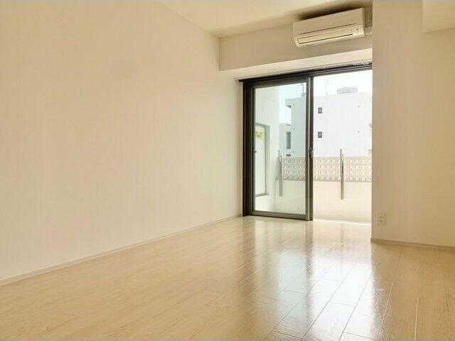 ミリアレジデンス北新宿の物件内観写真