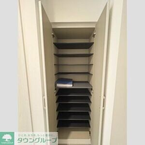 エルファーロ中野新井薬師の物件内観写真