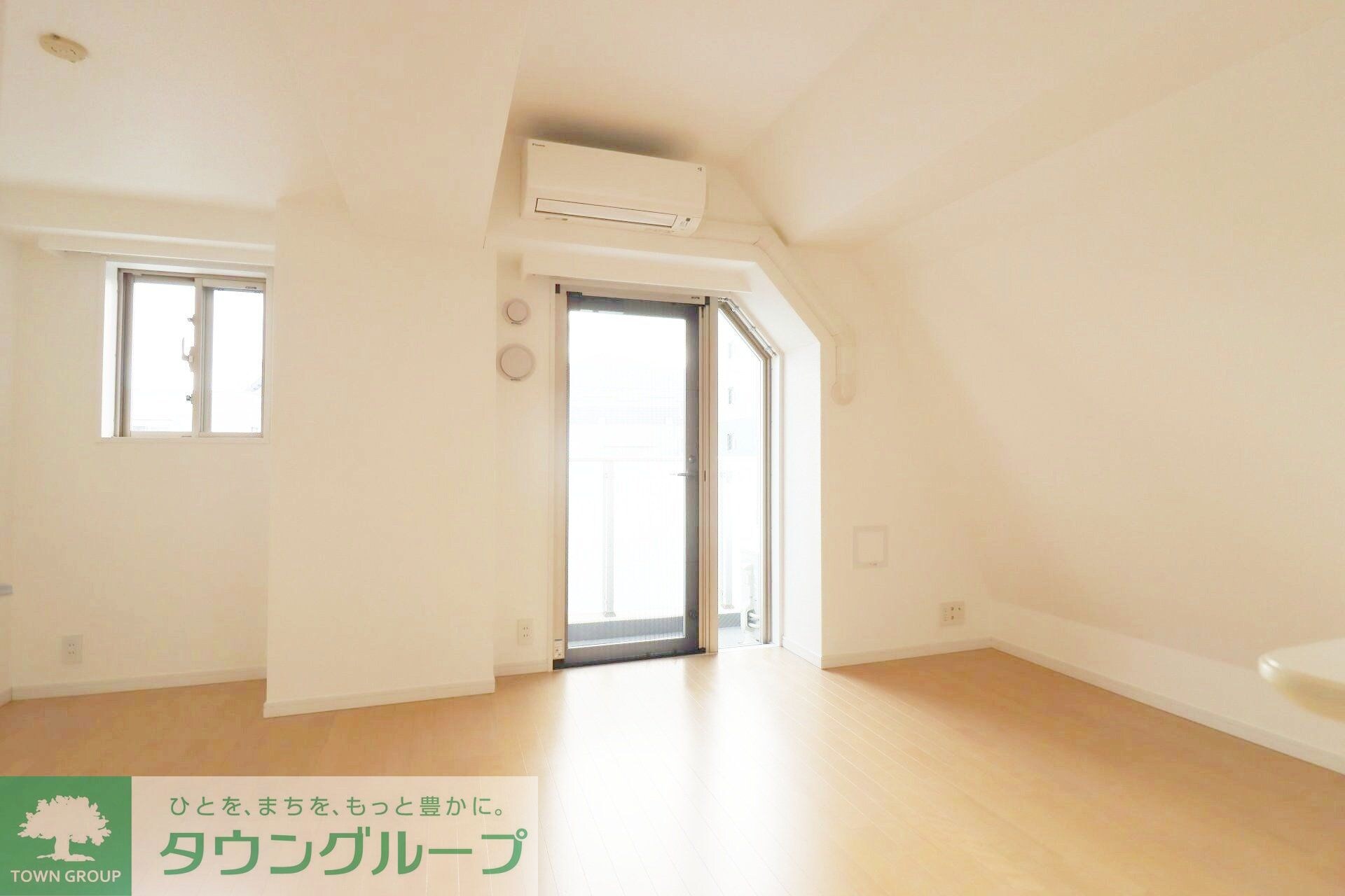 SYMPHONY FLATの物件内観写真