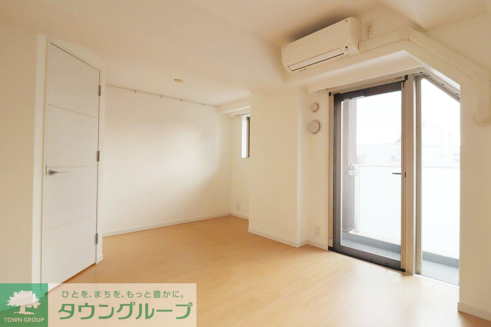 SYMPHONY FLATの物件内観写真