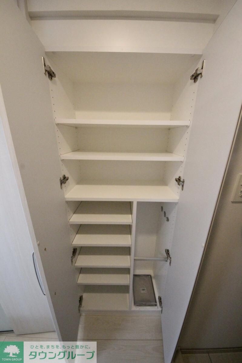 中野新橋レジデンスの物件内観写真