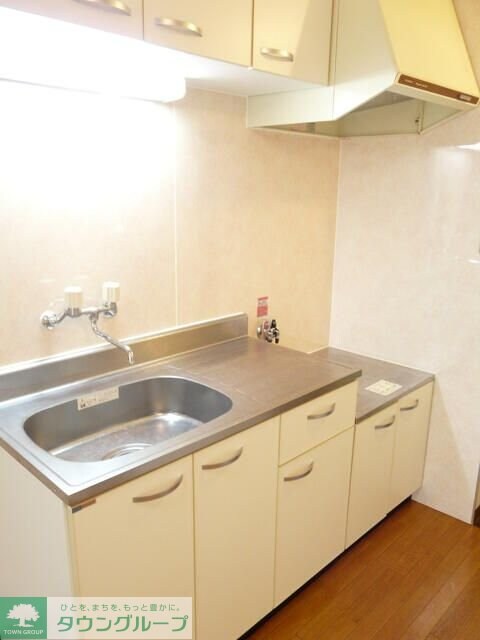 ローヤル上鷺の物件内観写真