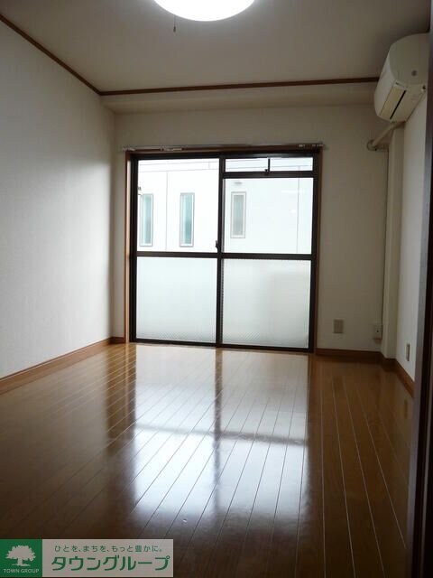 ローヤル上鷺の物件内観写真